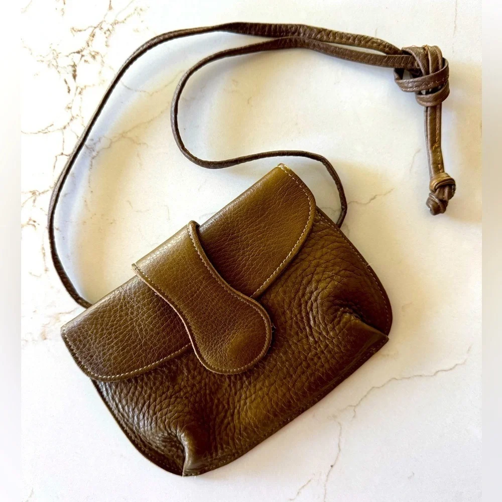Calderon Vintage Retro Olive Pebbled Leather Crossbody Bag Snap Close Tie Belt